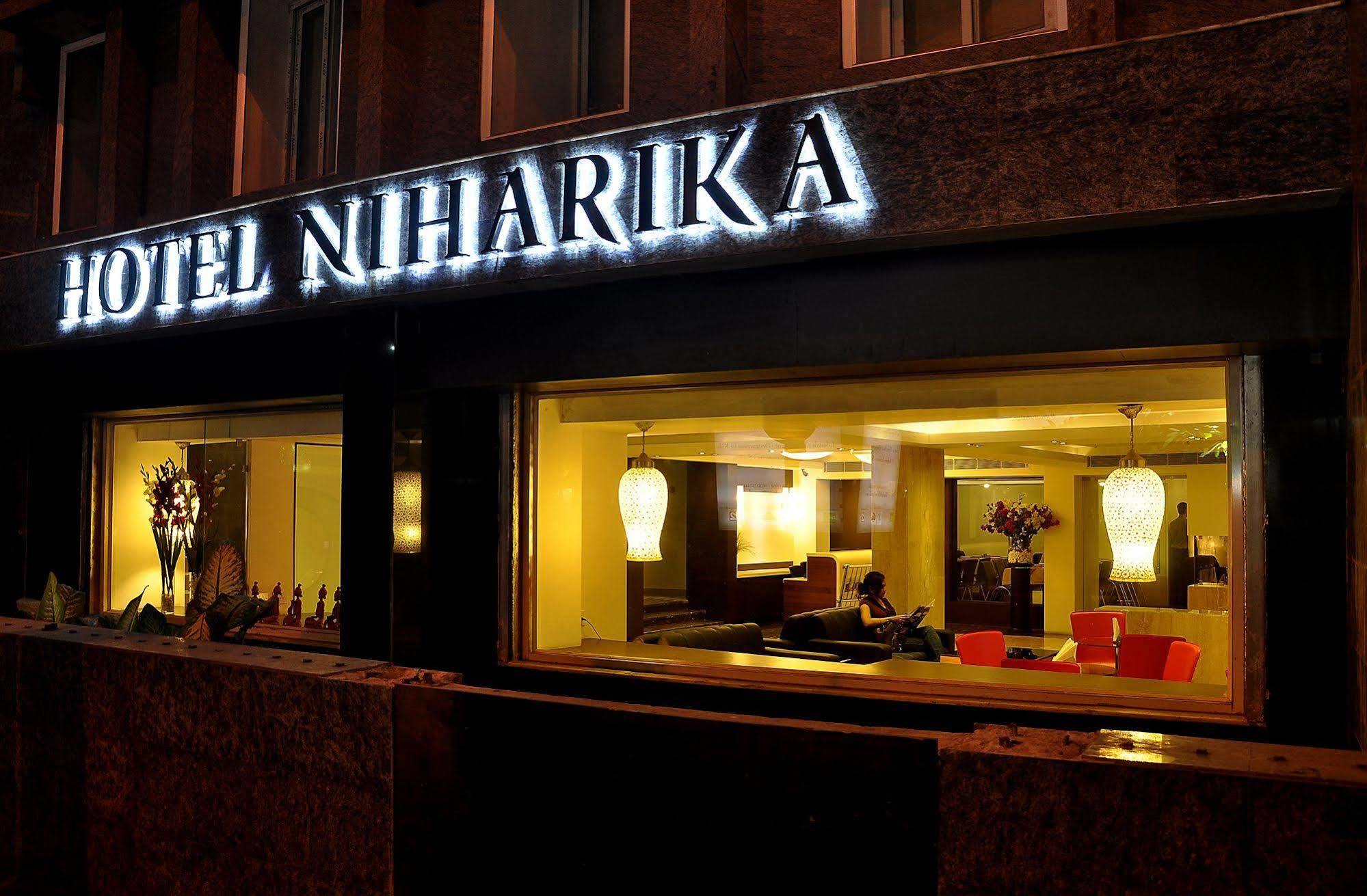 Hotel Niharika Kalküta Dış mekan fotoğraf